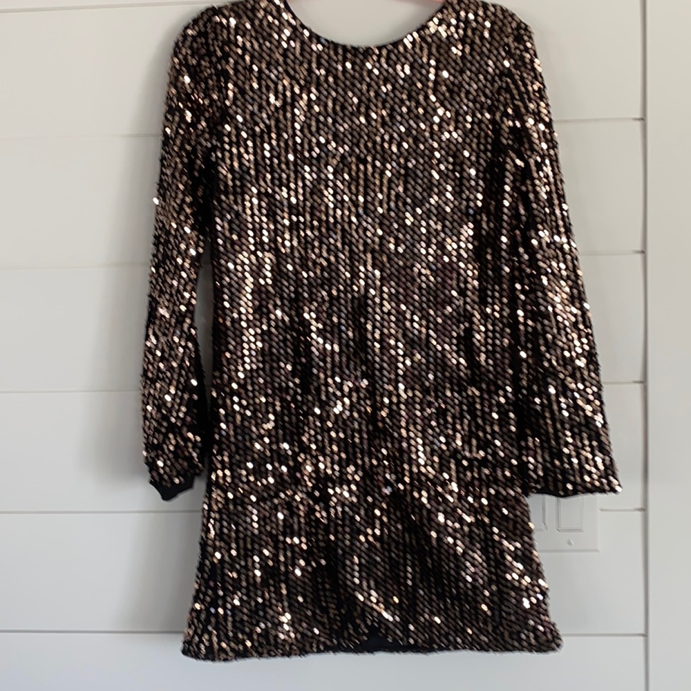 Ladies Sequin Tunic size 6-8